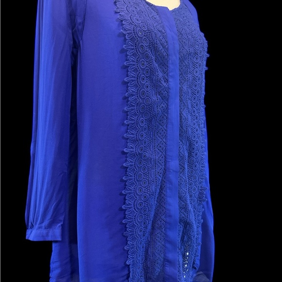 Maeve by Anthropology Elegant Blue Women's Top with Lace Detailing - Picture 2 of 8